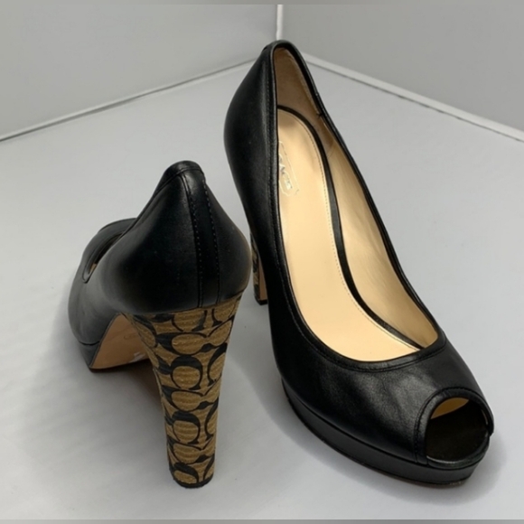 COACH Black Leather Pumps - Picture 5 of 6
